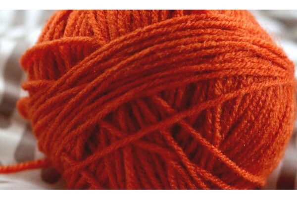 How to Choose the Right Yarn for Vintage Knitting Patterns